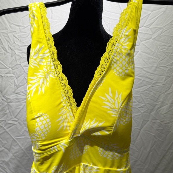Torrid Yellow swimsuit with White Pattern - Picture 2 of 6